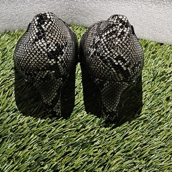 Vionic Mia Natural Snake Leather Pumps 👠🐍 - Picture 7 of 7